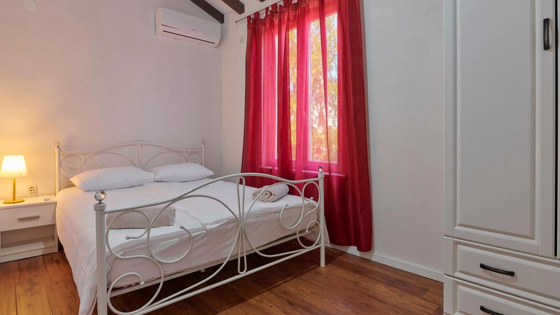 Villa Spadici 80M From The Beach Porec Croatia