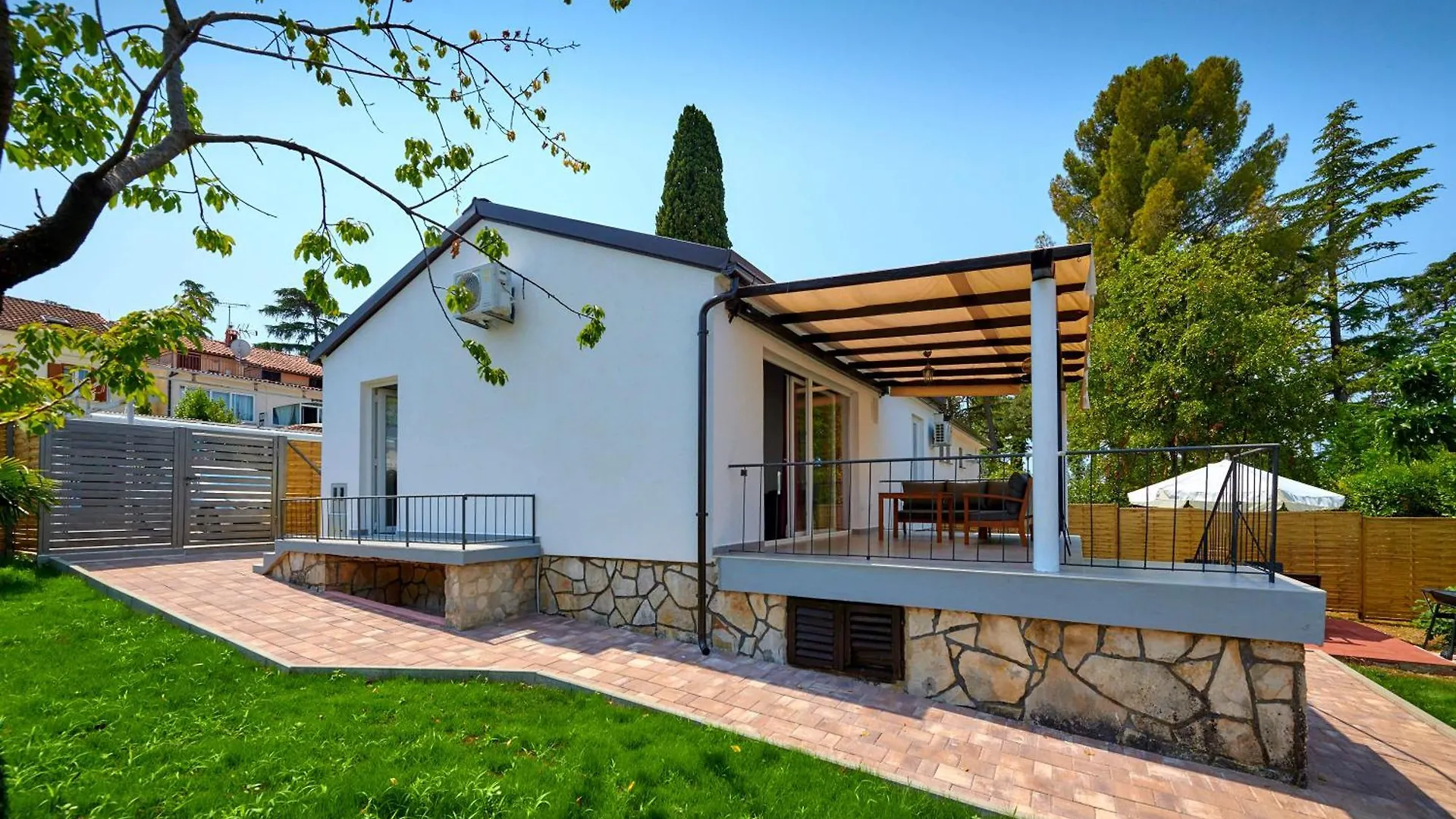 Villa Spadici 80M From The Beach Porec